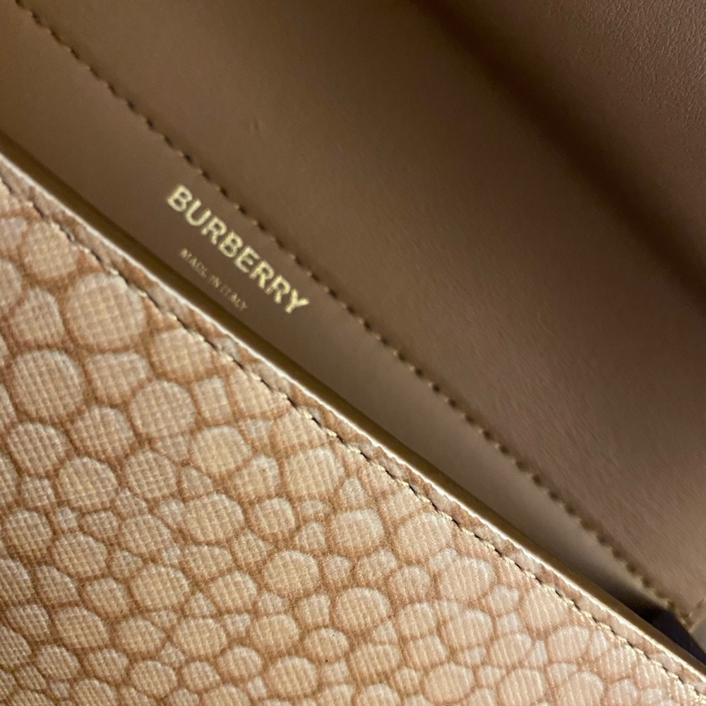 Burberry Jessie Stingray Print Leather Light Sand Gold Shoulder Bag Handbag NW - Picture 7 of 11